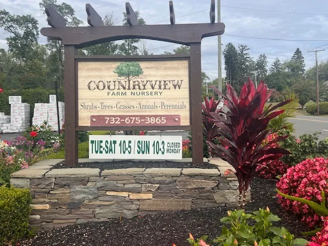 Countryview Farms Nursery Entrance Sign