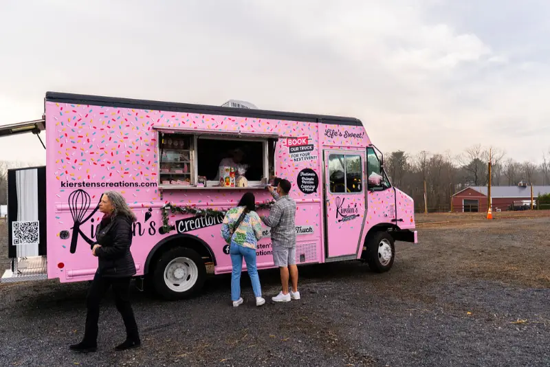 Shore Good Eats N Treats - Kiersten's Creation Food Truck.